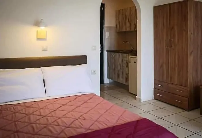 Hotel Souda Alykes 2*